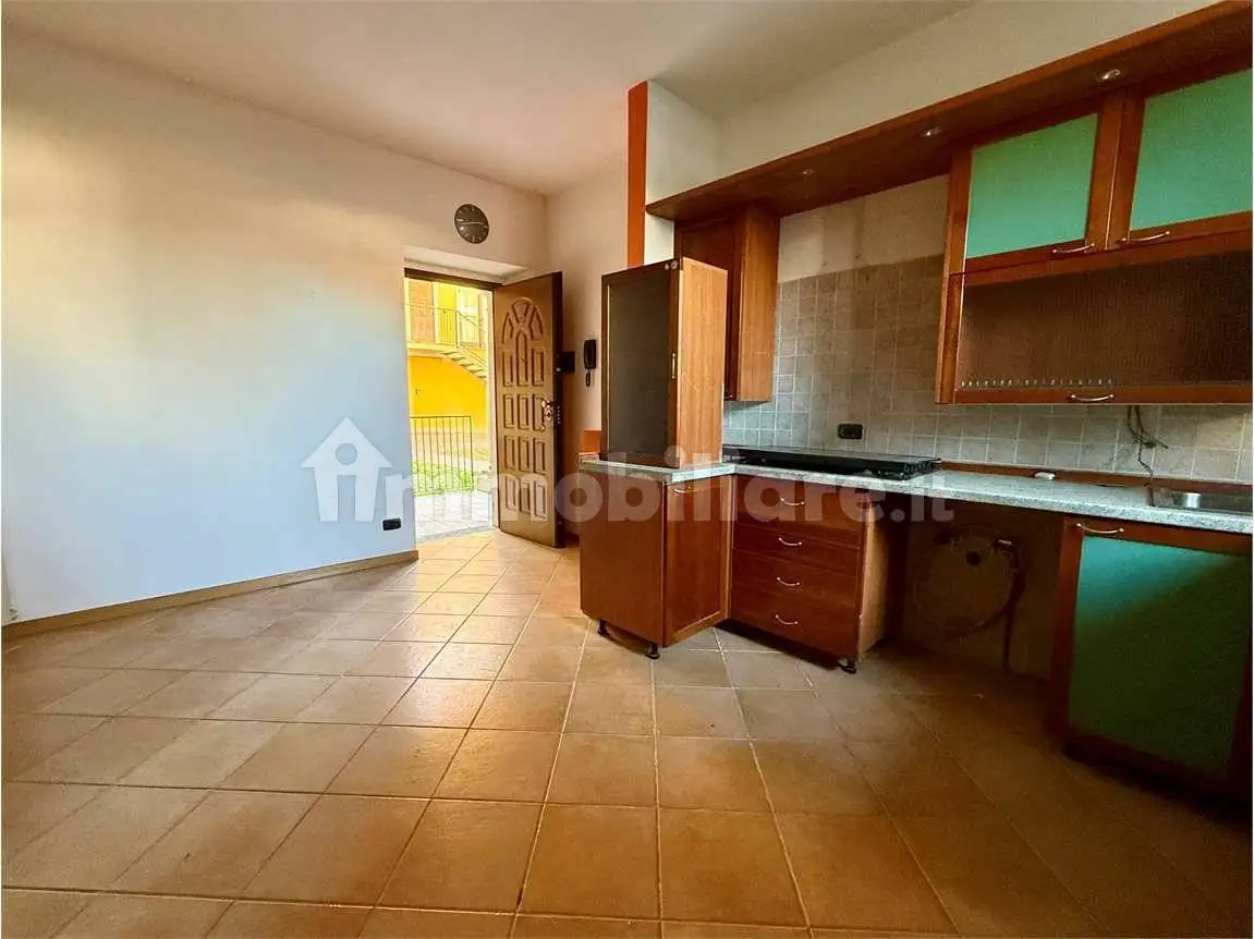 Bilocale buono stato, piano terra, Centro, Borgomanero - foto 3