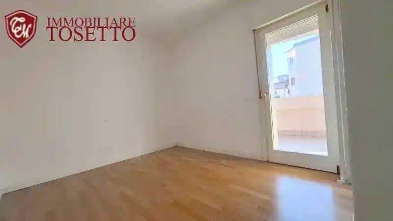 Trilocale viale Jacopo Dal Verme, San Bortolo, Vicenza - foto 3