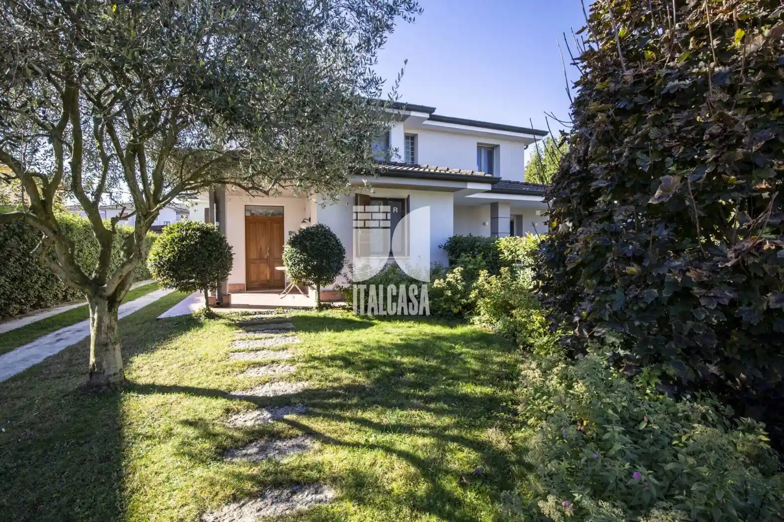 Villa in vendita a Curtatone