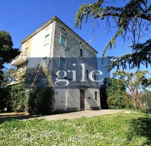 Villa in vendita a Montefiore dell'Aso