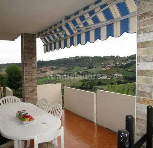 Villa in vendita a Acquaviva Picena