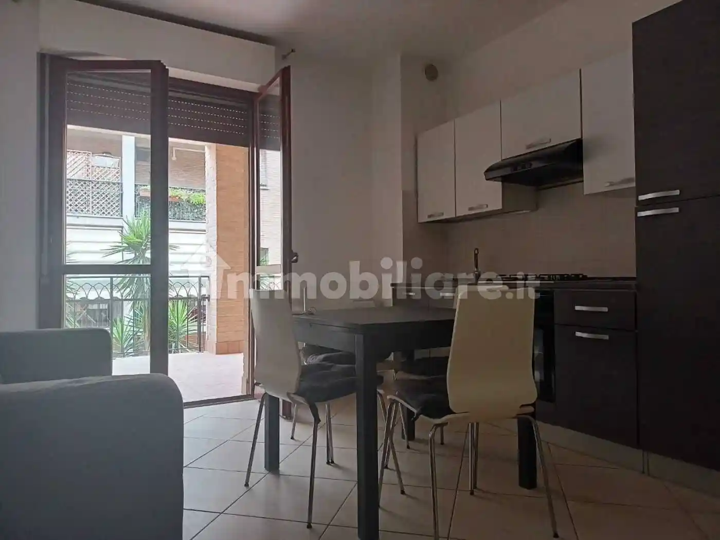 Bilocale via dei Sette Metri, Morena, Roma - foto 2