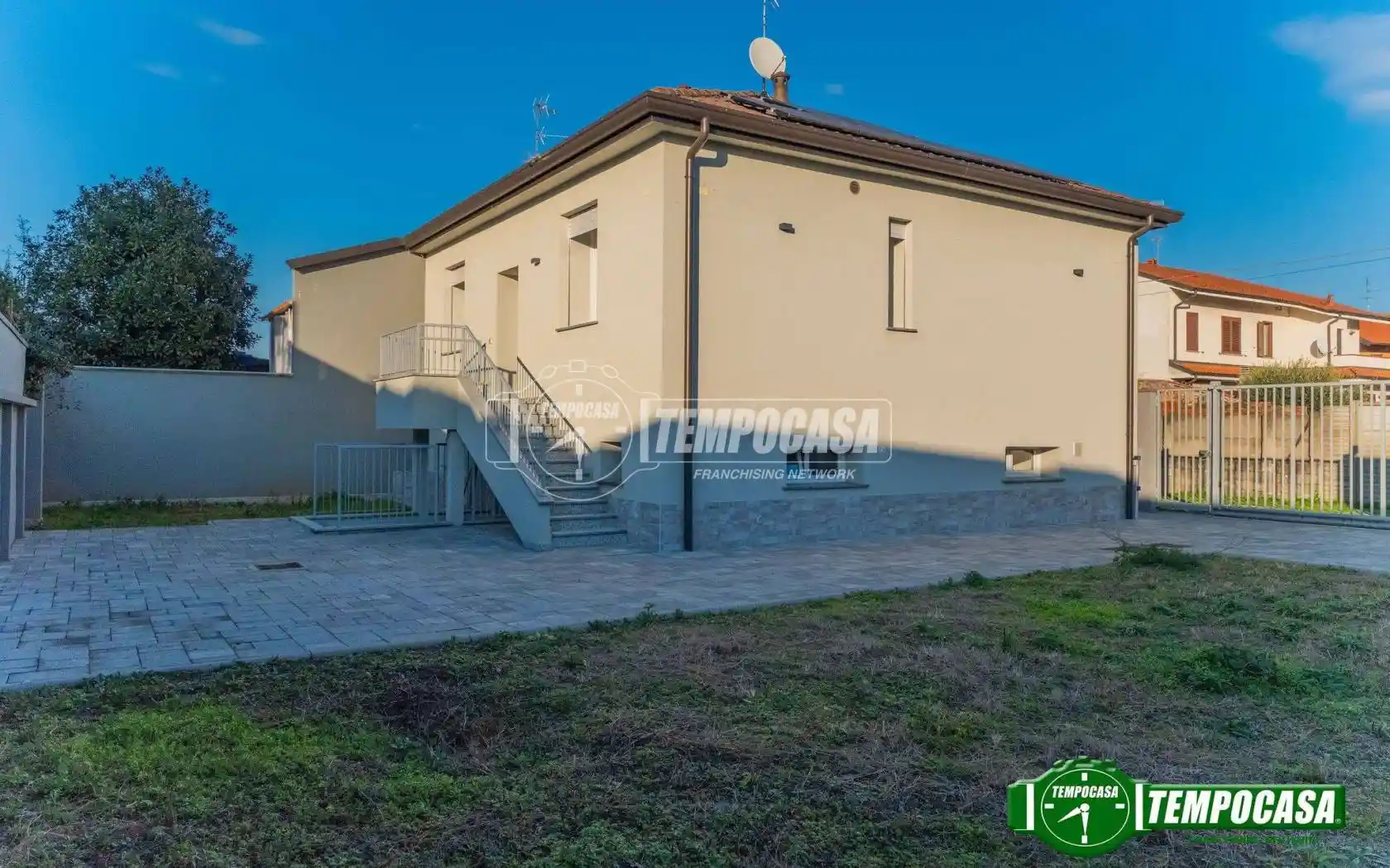 Villa in vendita a Bareggio