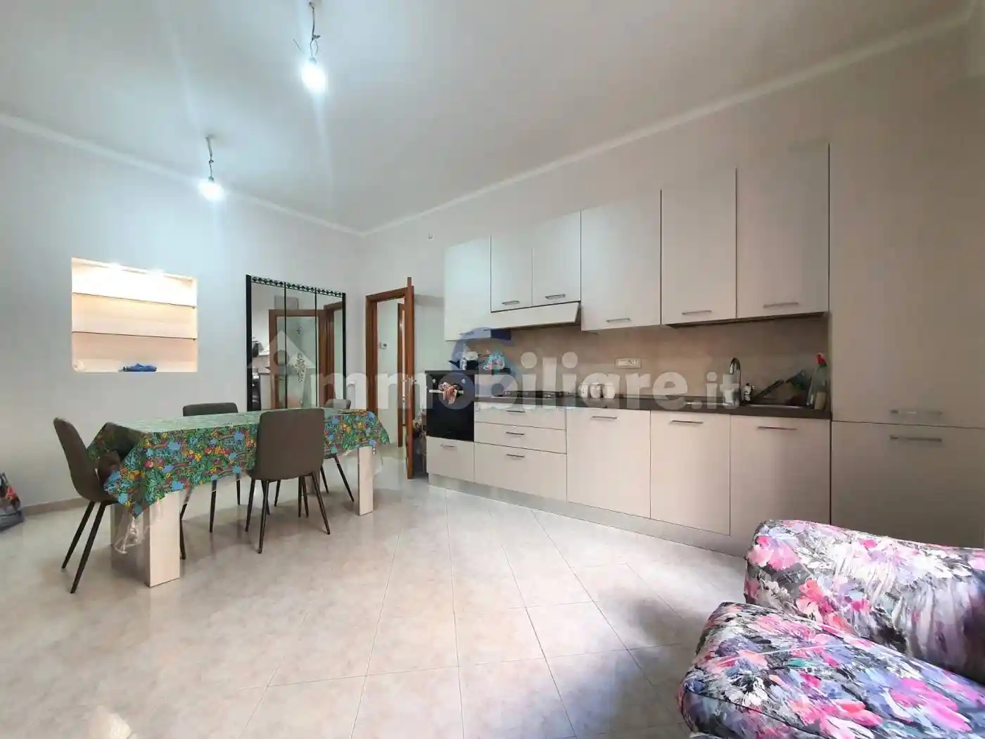 Trilocale ottimo stato, piano rialzato, Centro Storico, Catanzaro - foto 5