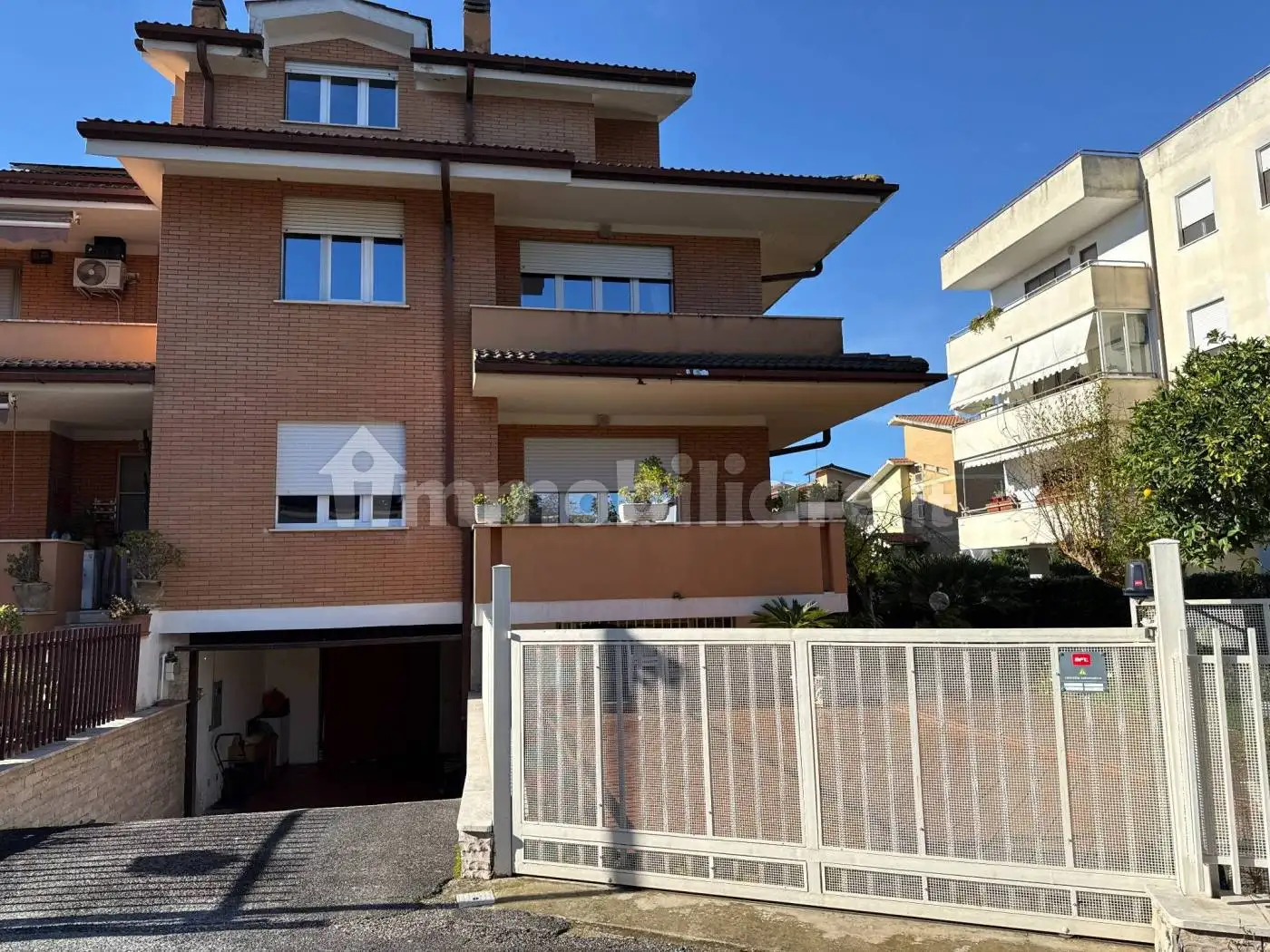 Villa in vendita a Latina