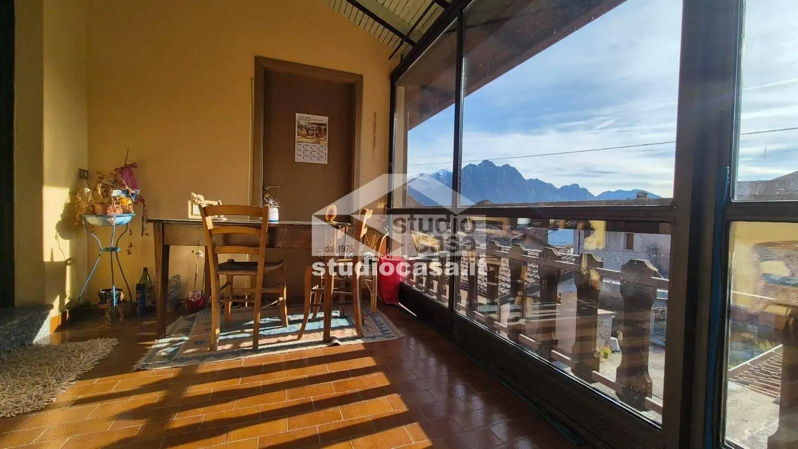 Casa indipendente in vendita a Solto Collina