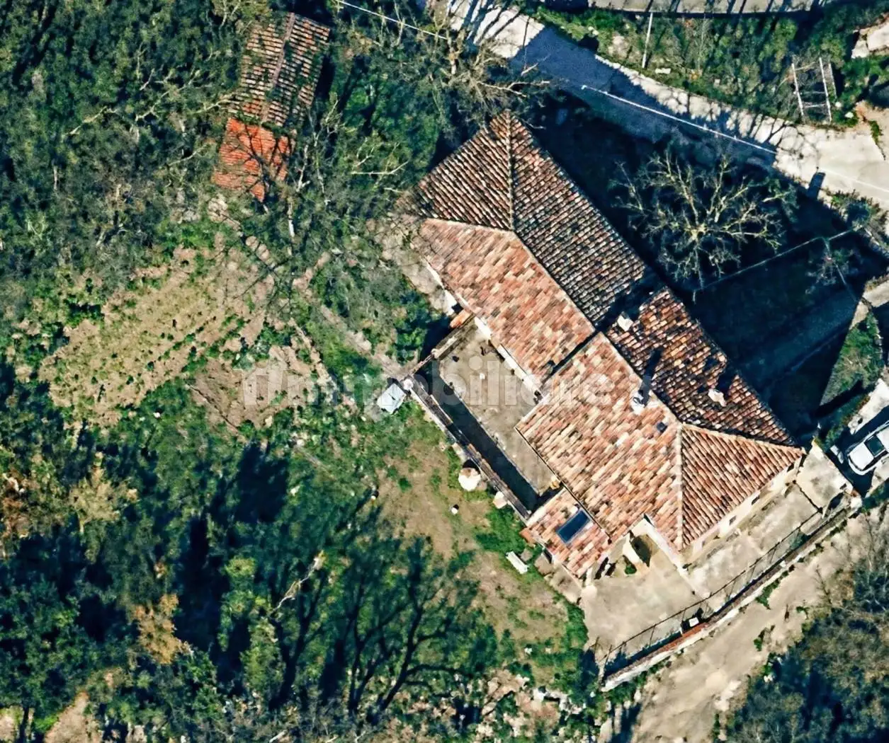 Casa indipendente in vendita a Mercatino Conca