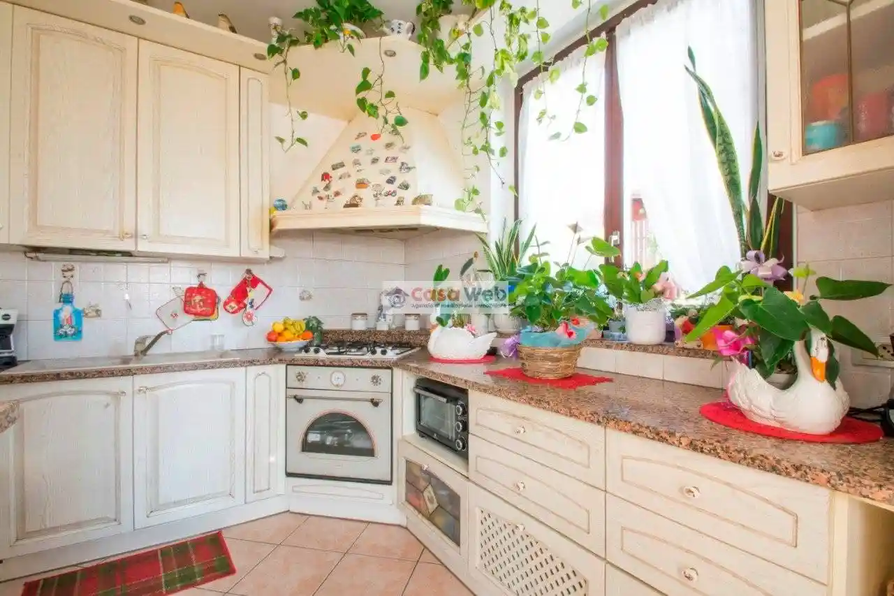 Villa in vendita a Cunardo