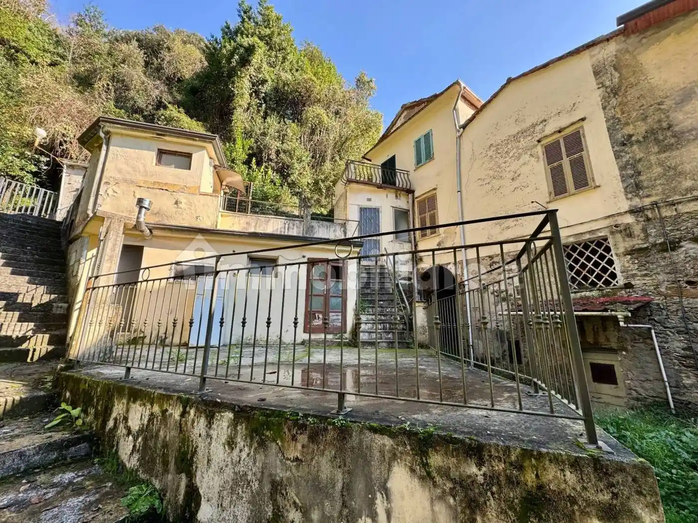 Villetta a schiera in vendita a Massa