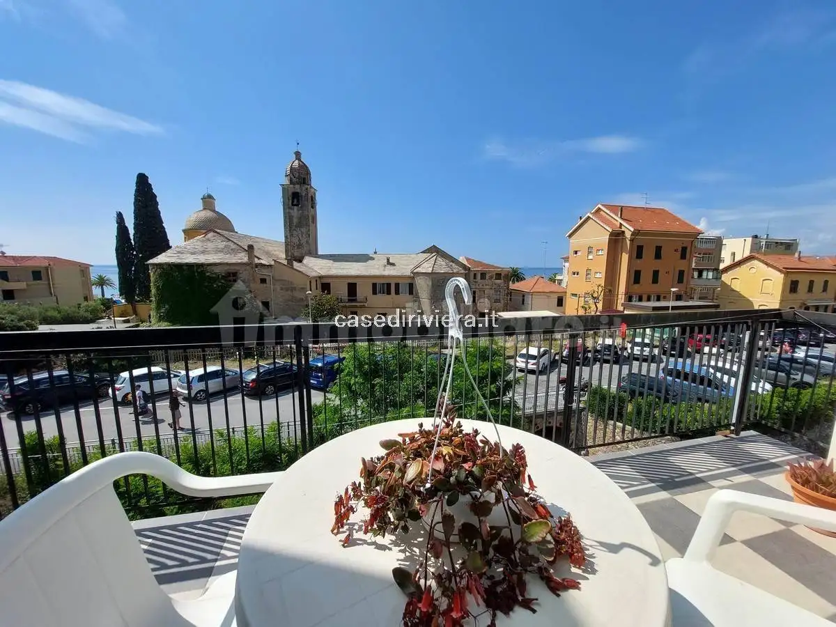 Appartamento in affitto a Finale Ligure