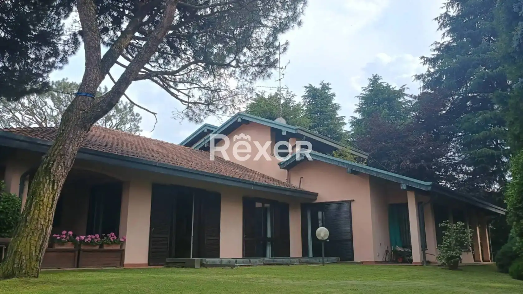 Villa in vendita a Gallarate