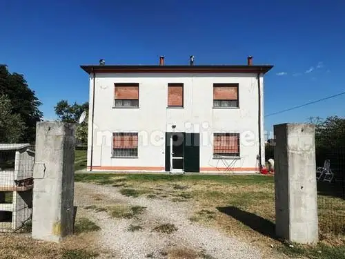 Villa in vendita a Voghiera