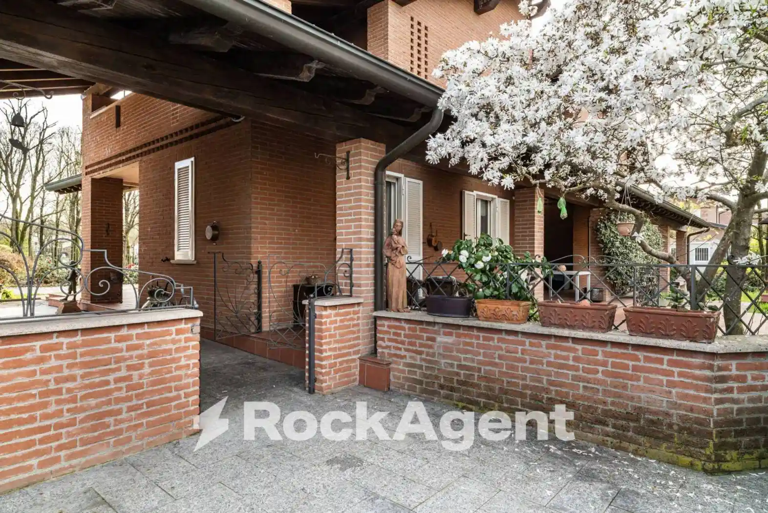 Villa unifamiliare via Di Vittorio, 24, Centro, San Genesio ed Uniti - foto 2