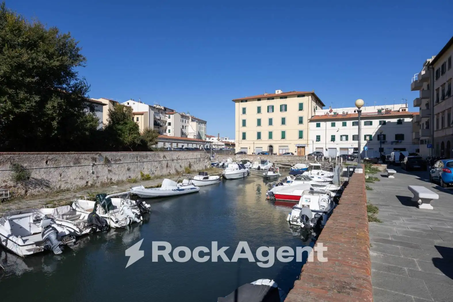 Appartamento in vendita a Livorno