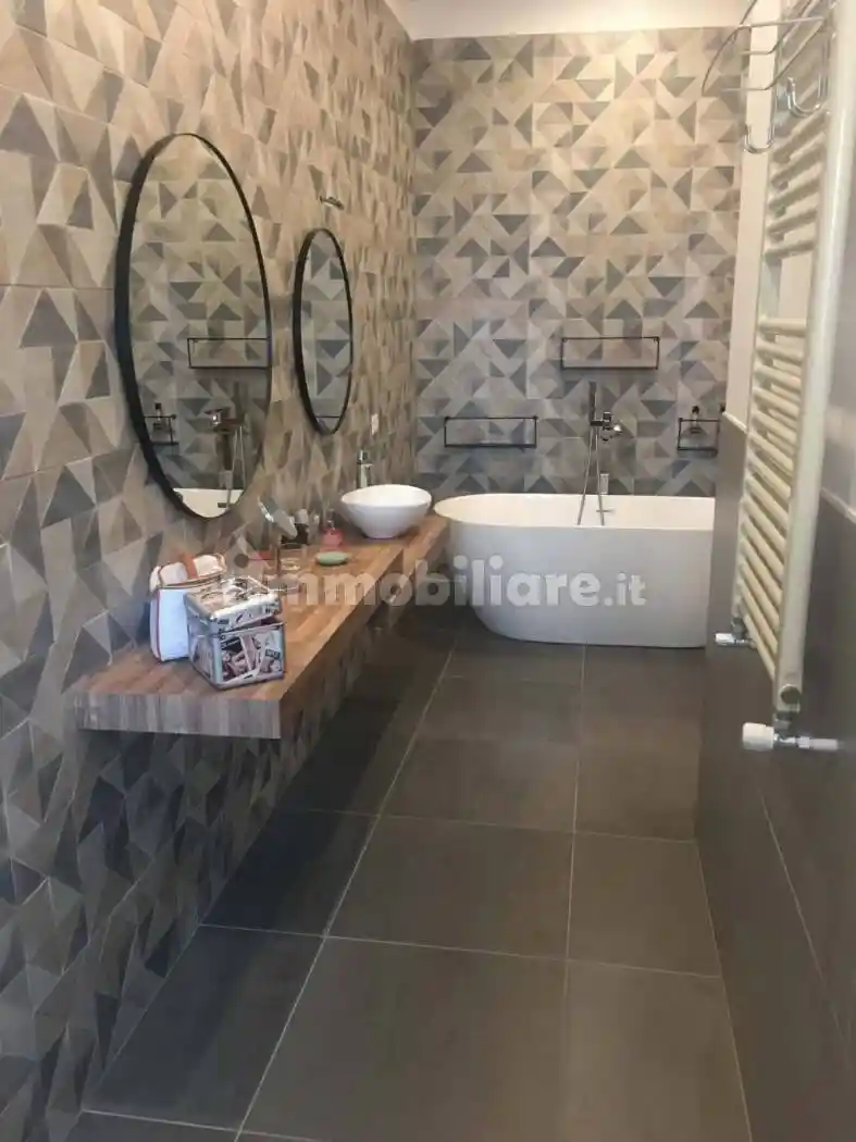 Quadrilocale via Ferdinando Palasciano, Chiaia, Napoli - foto 3