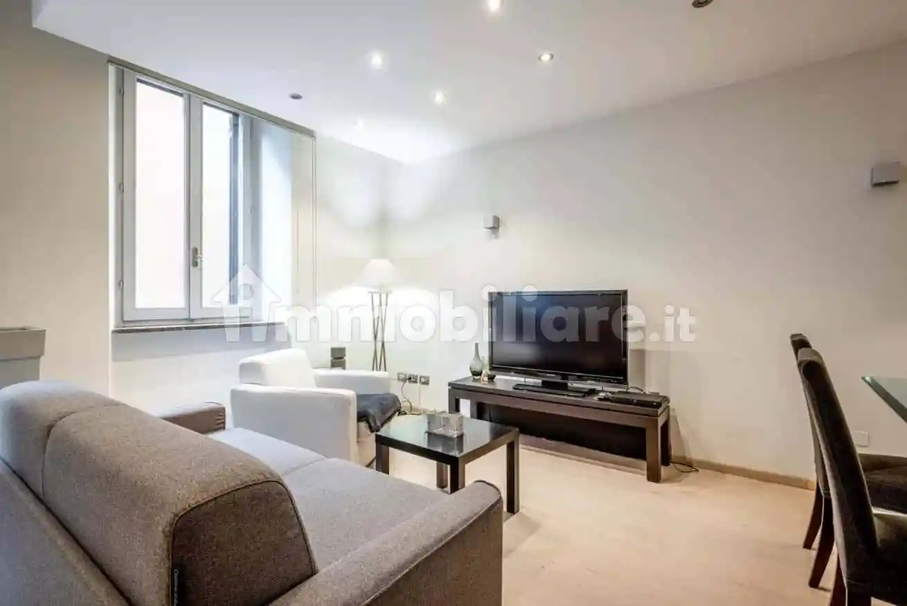 Bilocale via Santa Cecilia, San Babila, Milano - foto 3