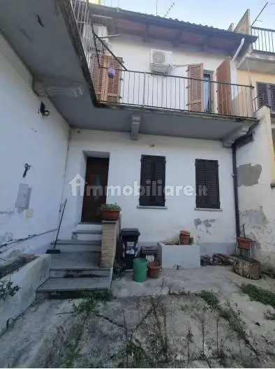 Casa indipendente in asta a Vignale Monferrato