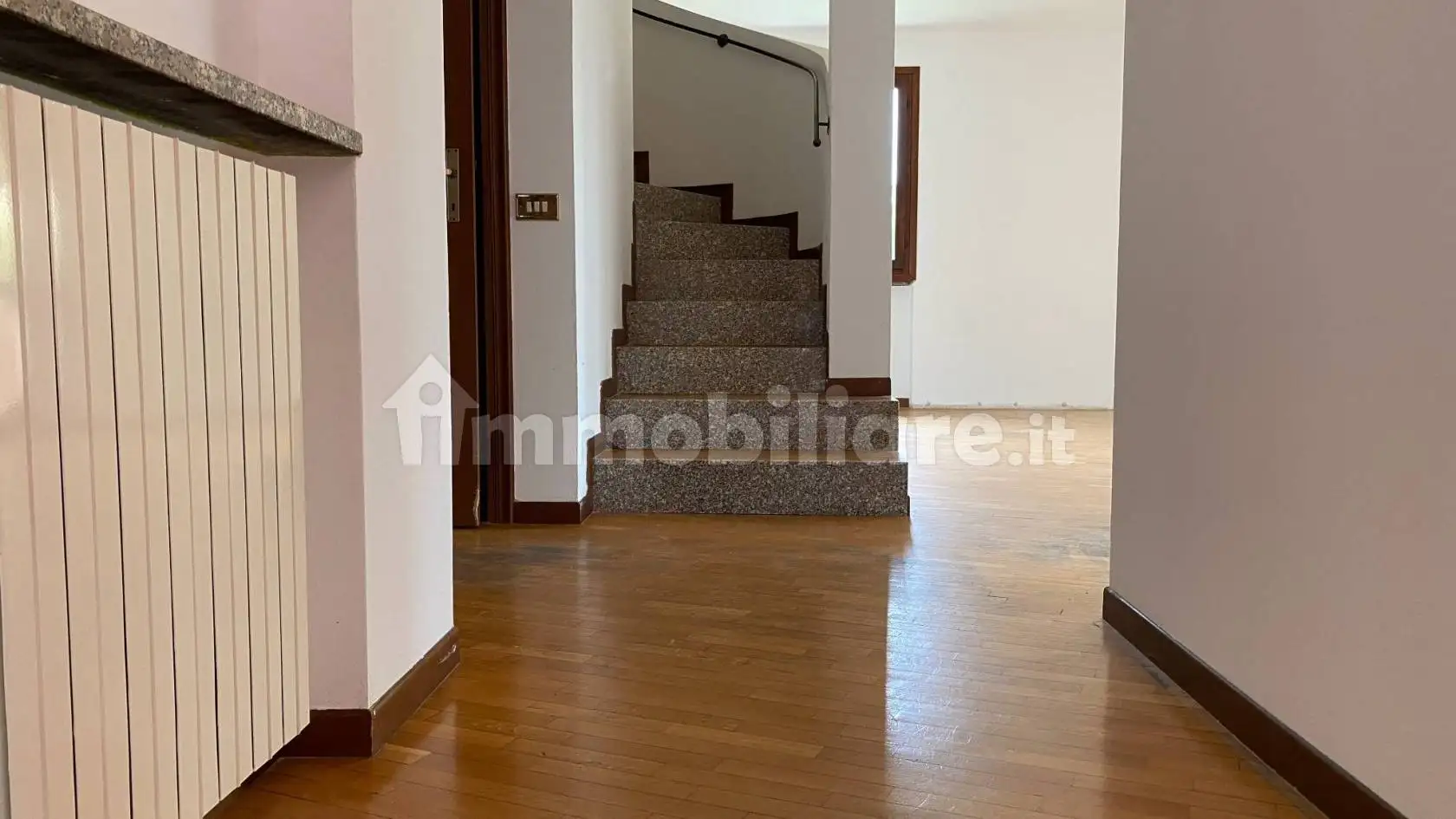 Villa unifamiliare via Gabriele D'Annunzio, Arsago Seprio - foto 2