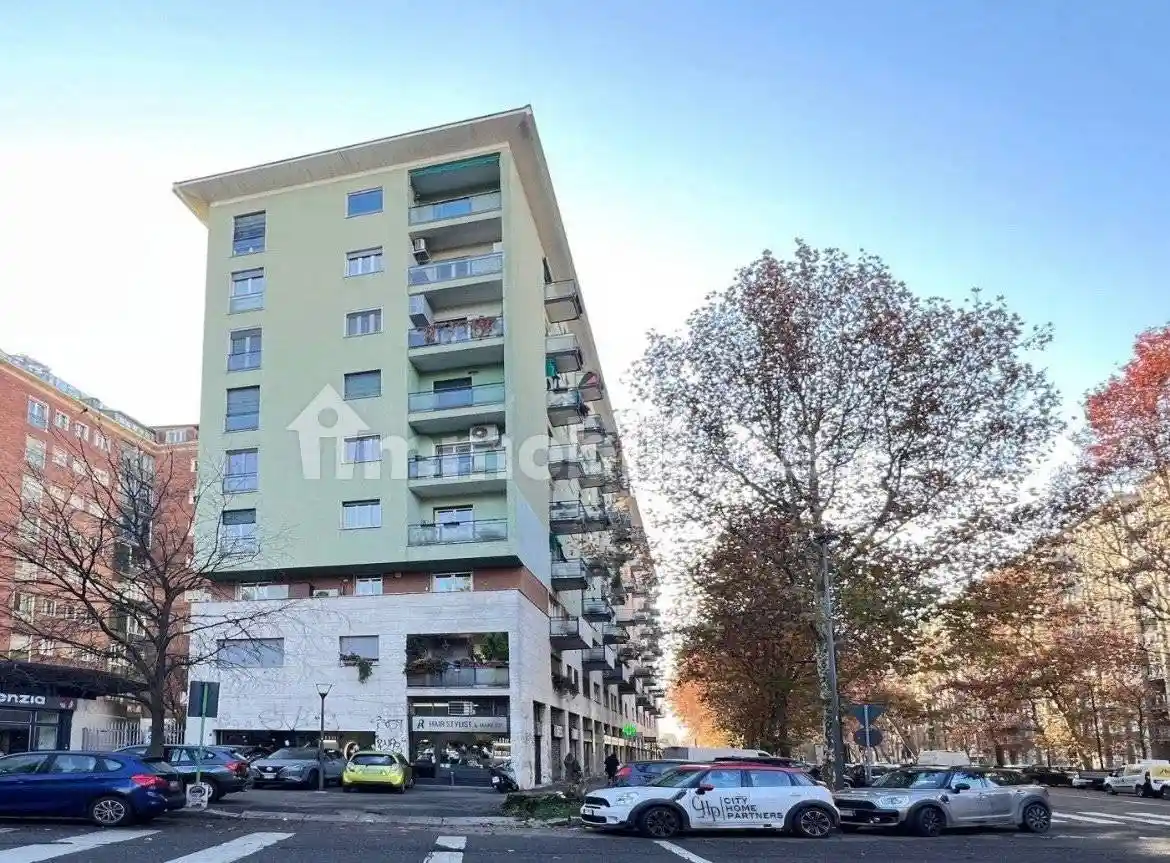 Trilocale via Alcuino 18, Sempione, Milano - foto 2