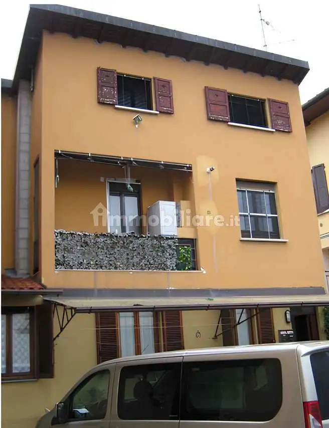 Appartamento in asta a Erba