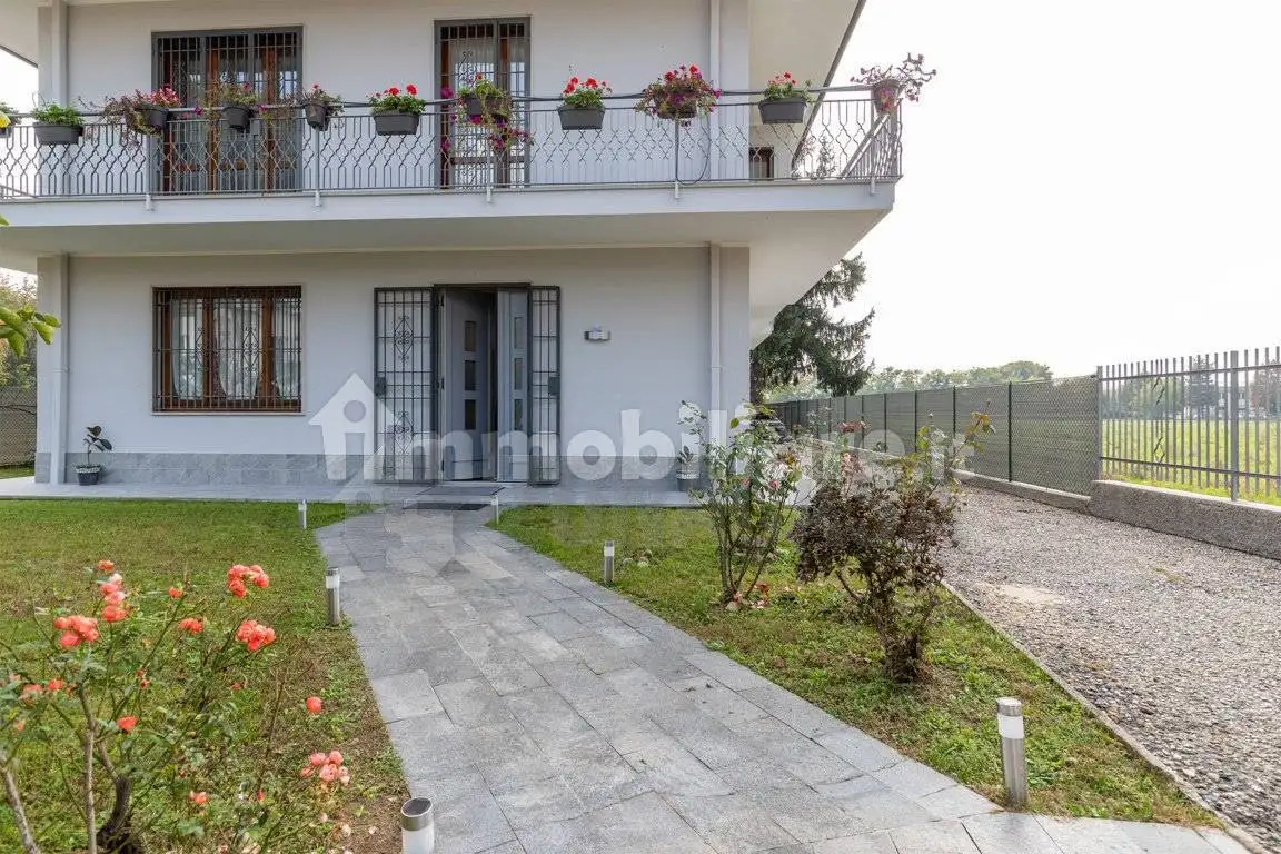 Villa unifamiliare via Adige, Madonna in Campagna, Gallarate - foto 2