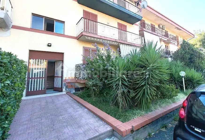 Appartamento in vendita a Aci Sant'Antonio