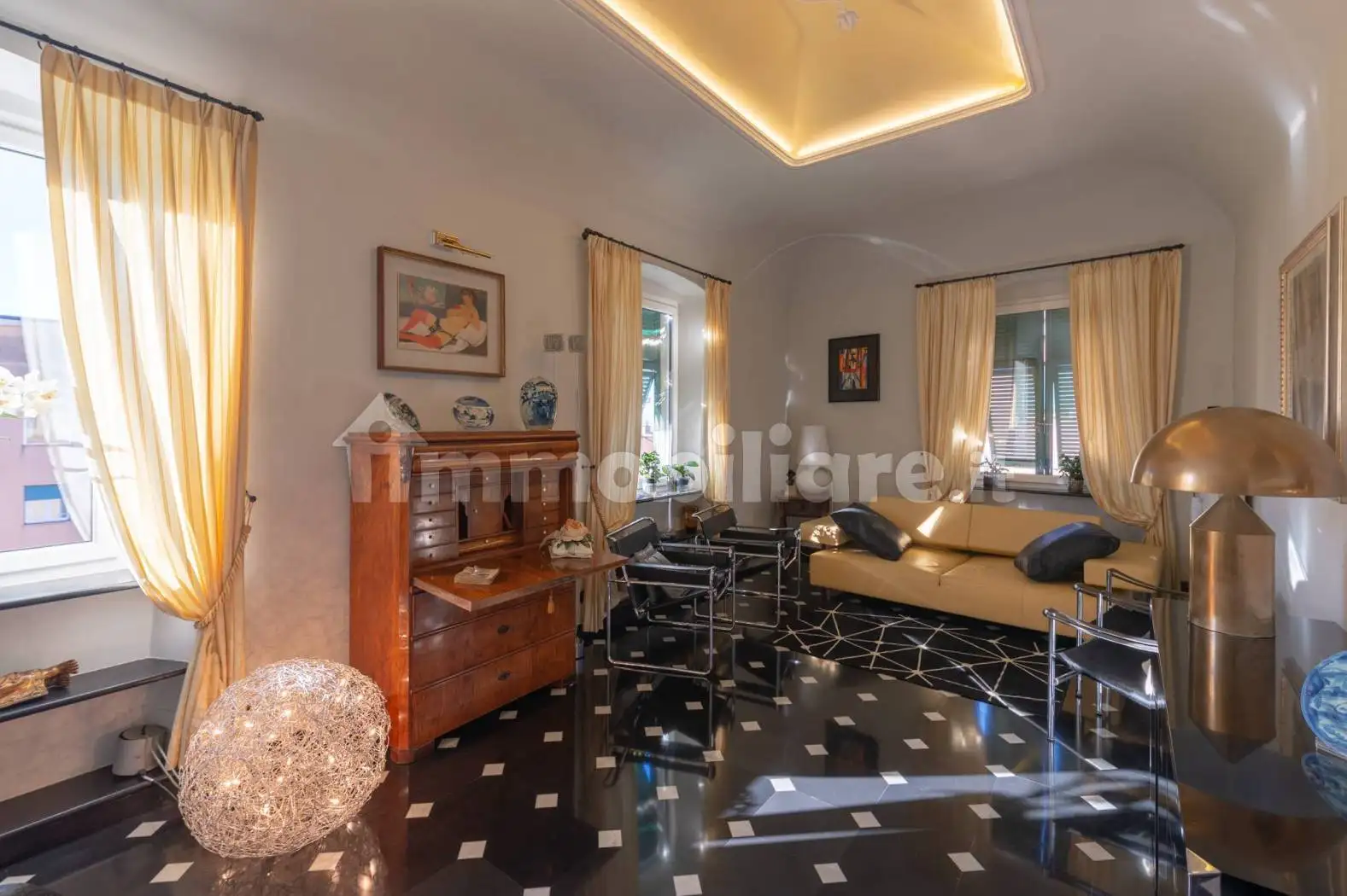 Appartamento in vendita a Genova