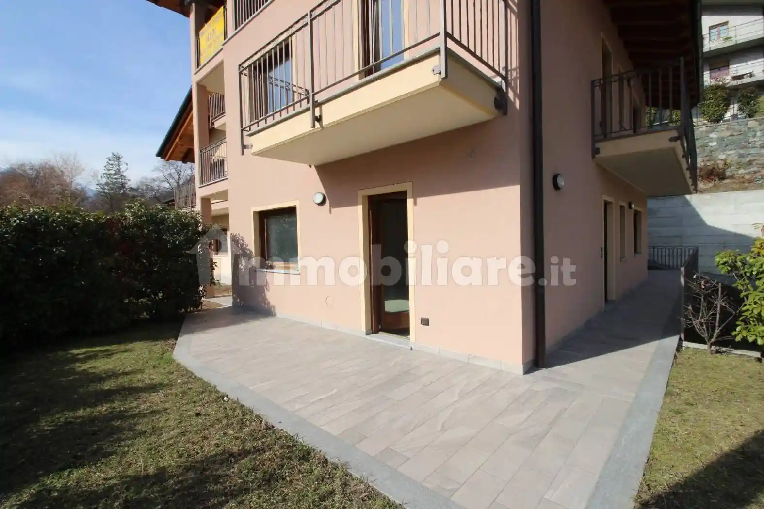 Trilocale Strada Conoz 23B, Centro, Chatillon - foto 5