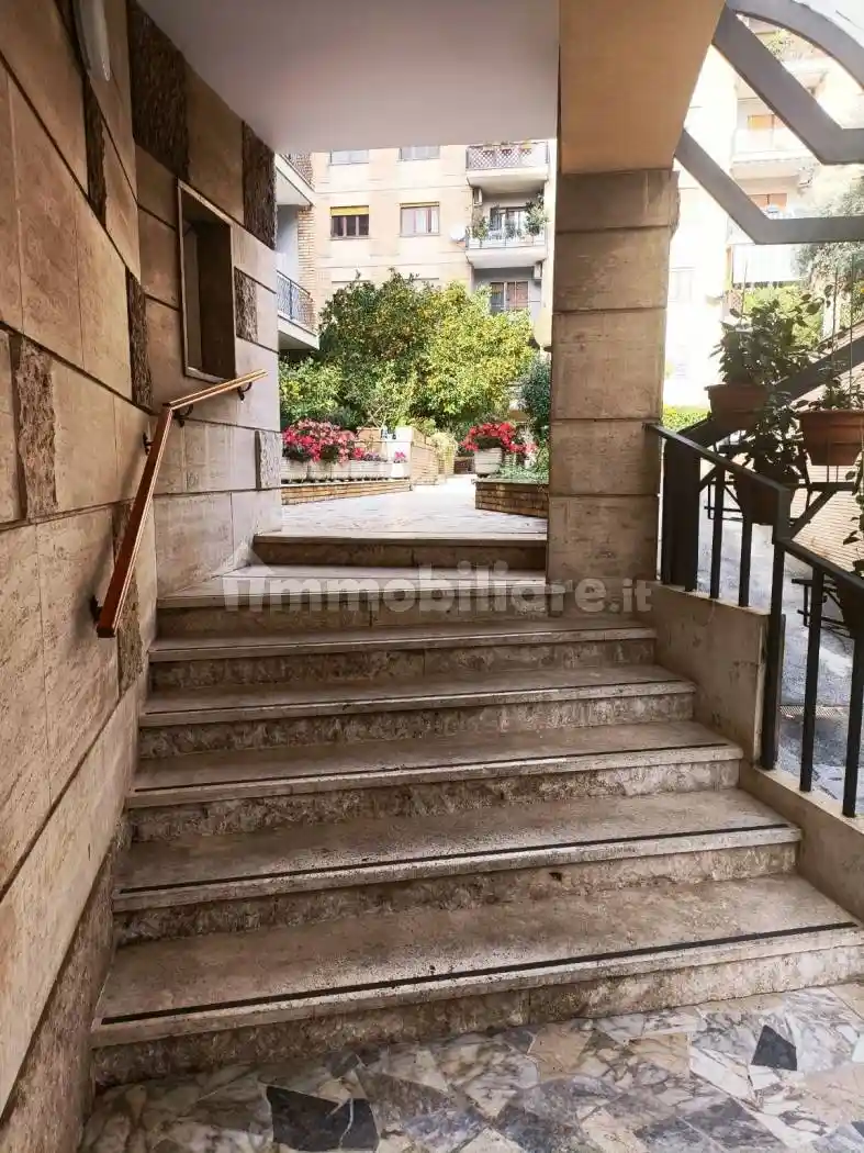 Trilocale via Luigi Lilio 95, Tintoretto, Roma - foto 5