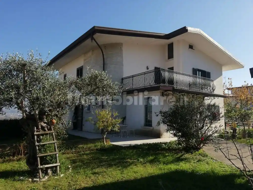 Villa in vendita a Castel Campagnano