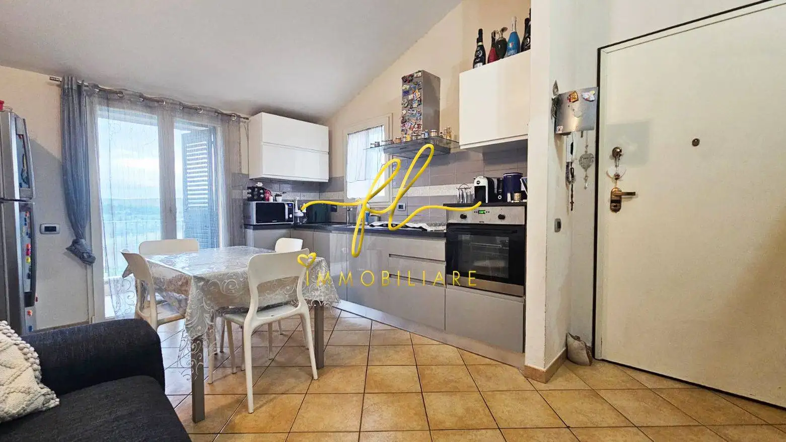 Trilocale ottimo stato, secondo piano, Castellina Marittima - foto 2