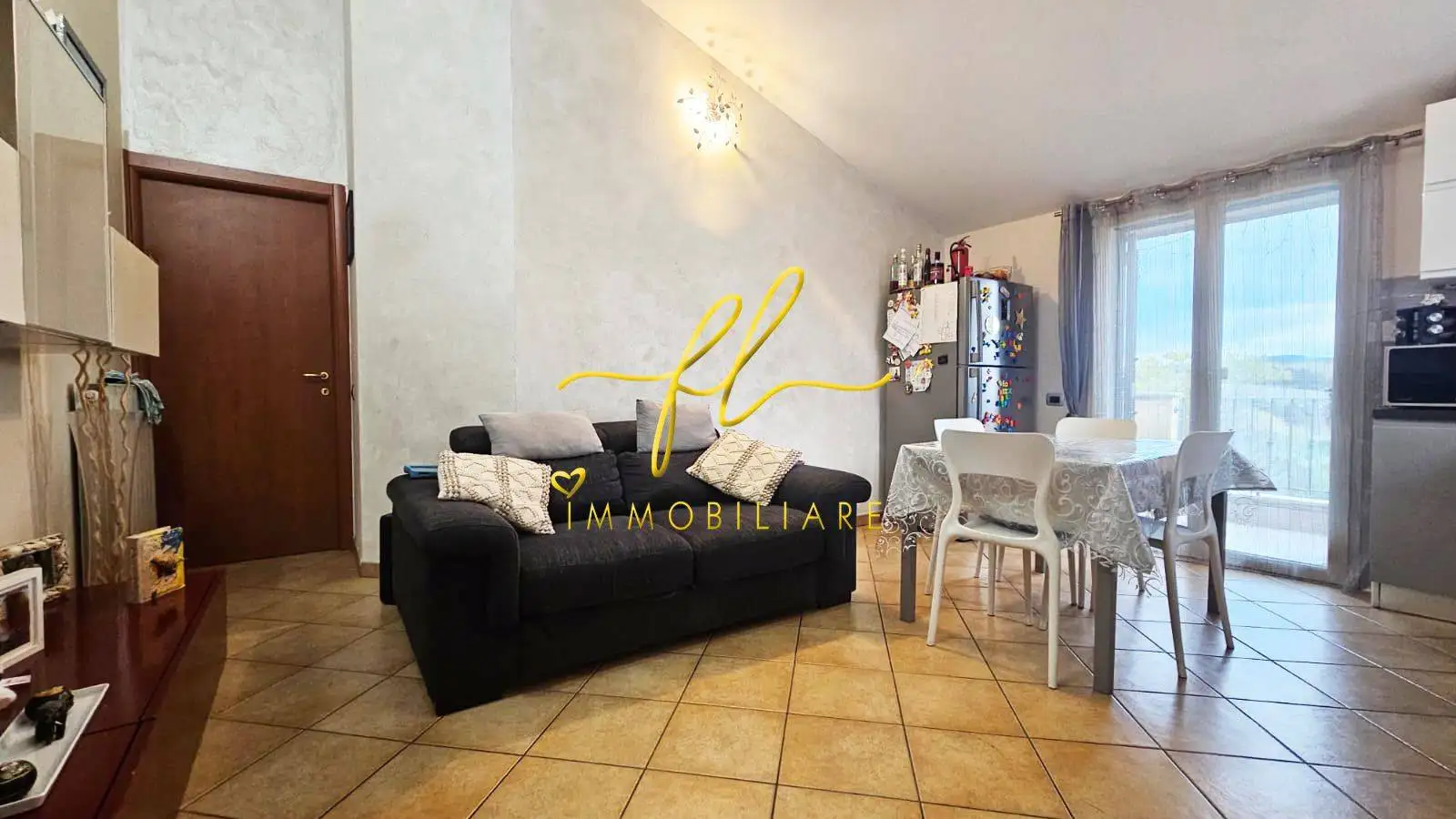 Trilocale ottimo stato, secondo piano, Castellina Marittima - foto 3