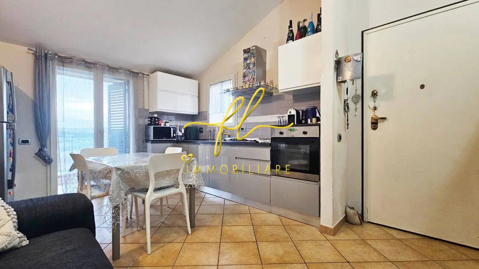 Trilocale ottimo stato, secondo piano, Castellina Marittima - foto 4