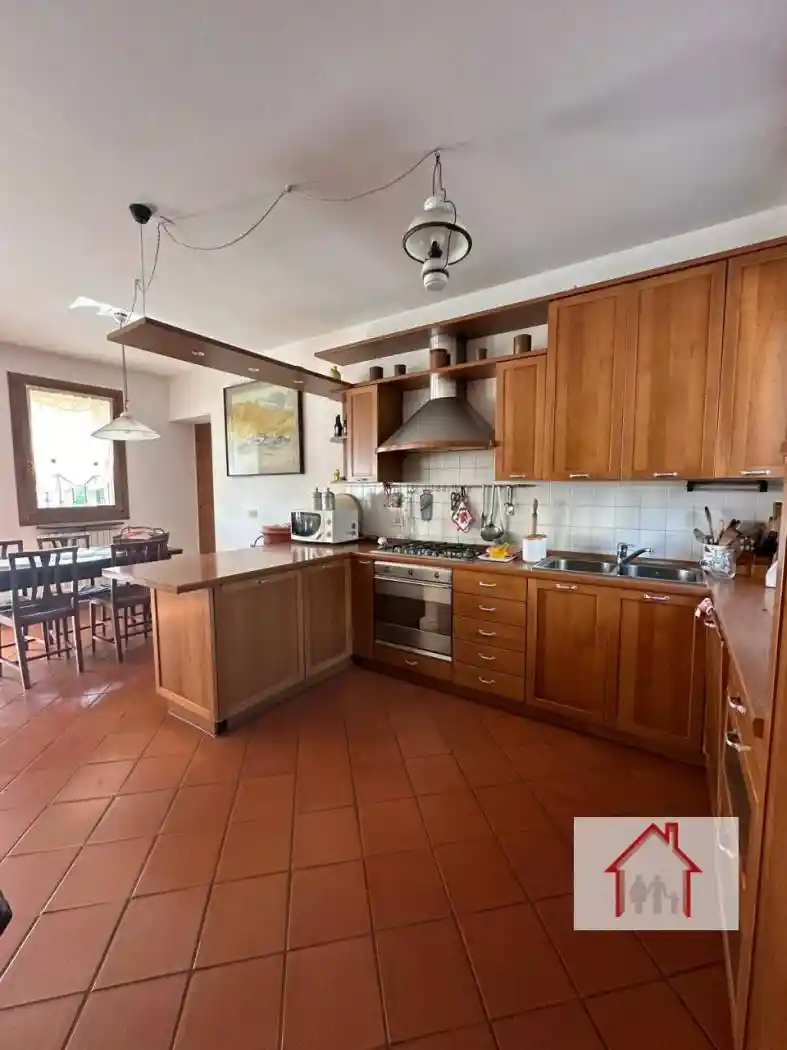 Villetta a schiera - foto 2