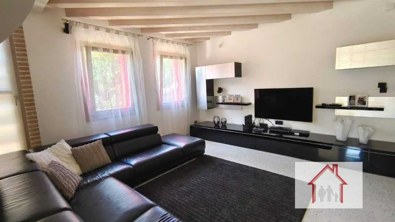 Casa indipendente in vendita a Trevignano