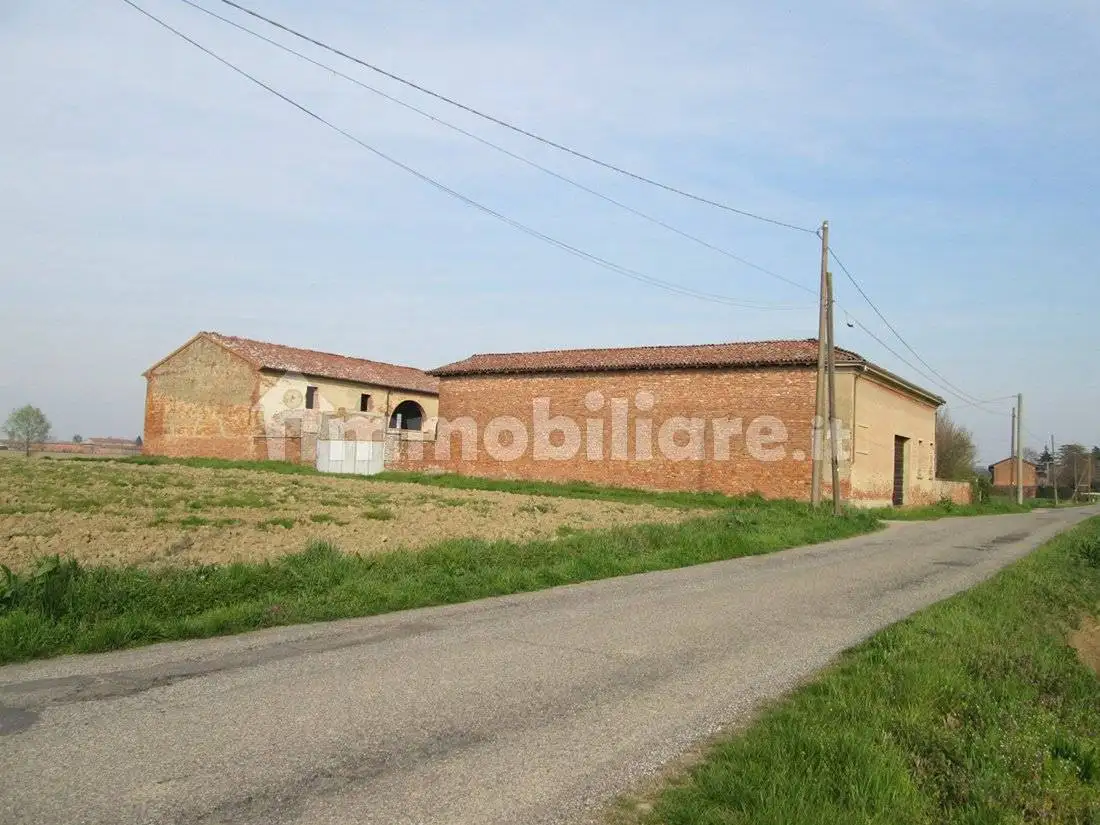 Rustico - Casale in vendita a Casalmaggiore