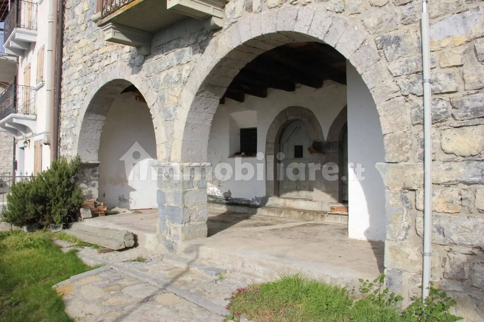 Villa in asta a Costa Serina