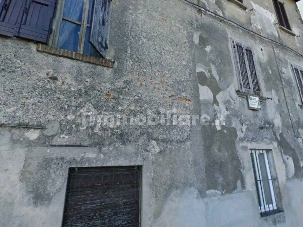 Appartamento in asta a Canonica d'Adda