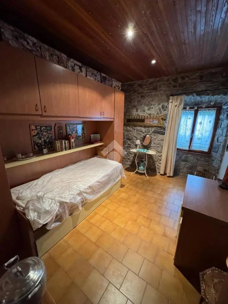 Trilocale via San Fedele 16, Castiglione D'Intelvi, Centro Valle Intelvi - foto 5