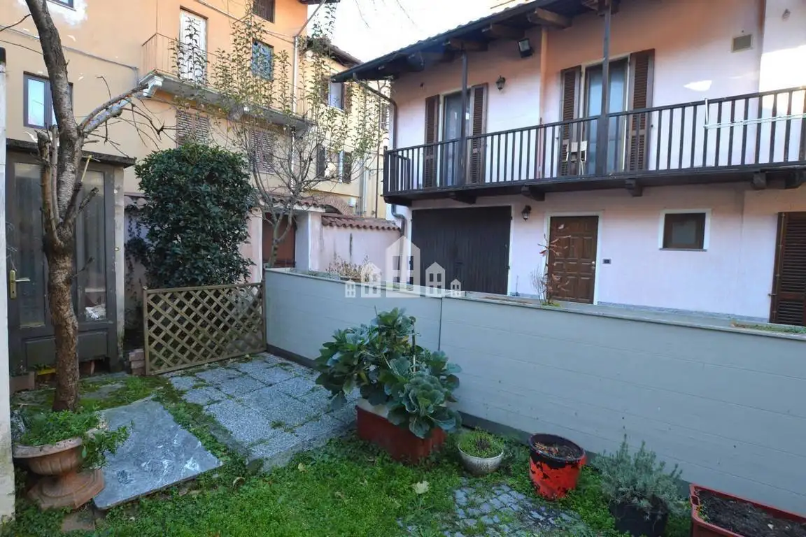 Terratetto unifamiliare via Roma 68, Banchette - foto 2