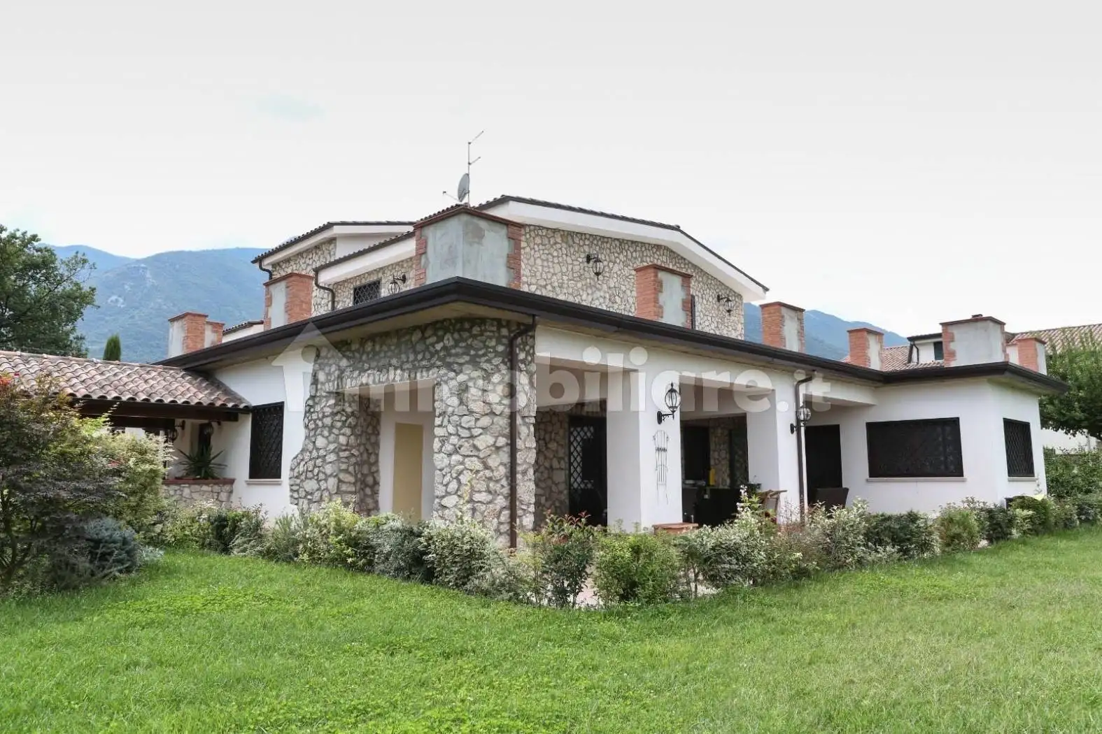 Villa in vendita a Morolo