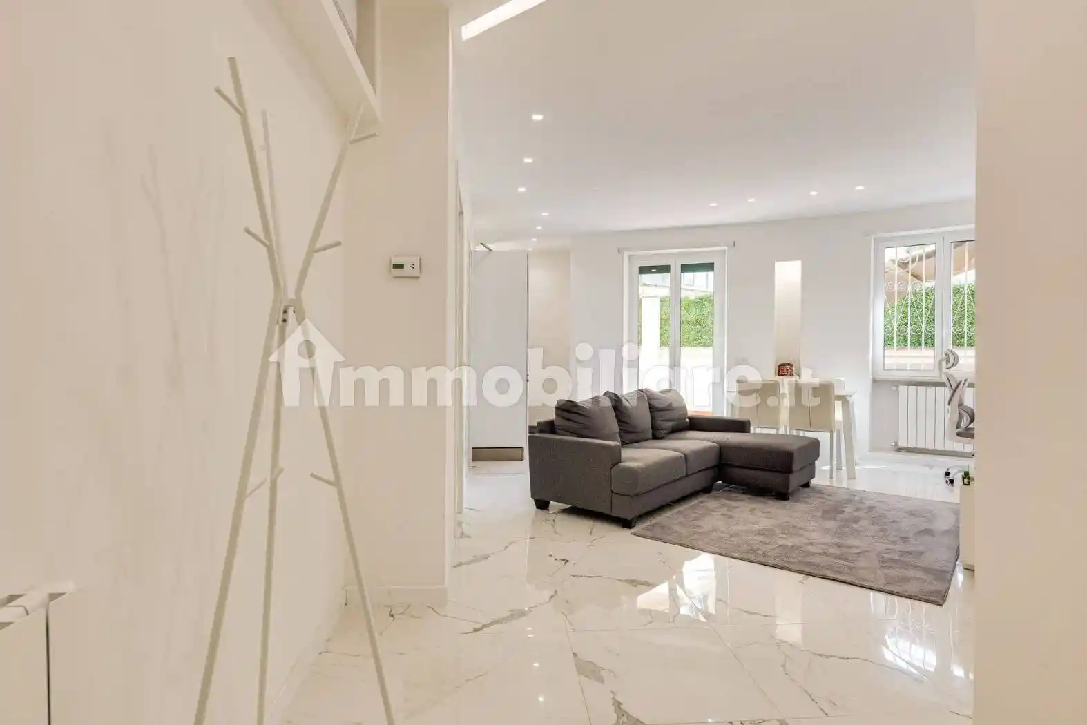 Bilocale via Archimede 67, Euclide, Roma - foto 2