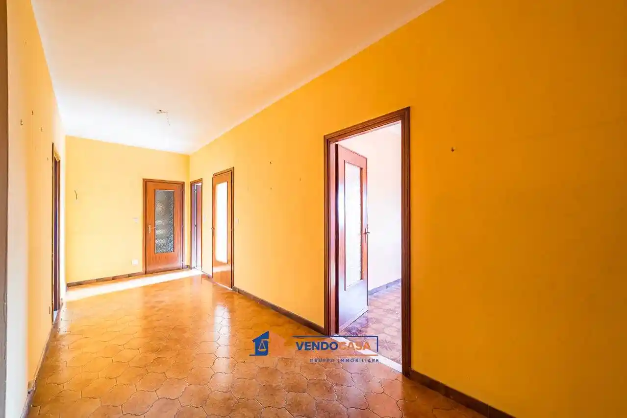 Trilocale via Savonarola 41, Centro, Carmagnola - foto 3