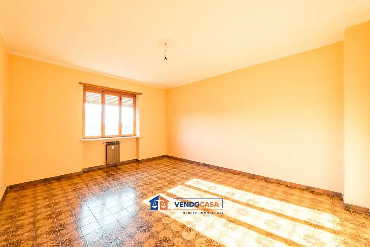 Trilocale via Savonarola 41, Centro, Carmagnola - foto 5