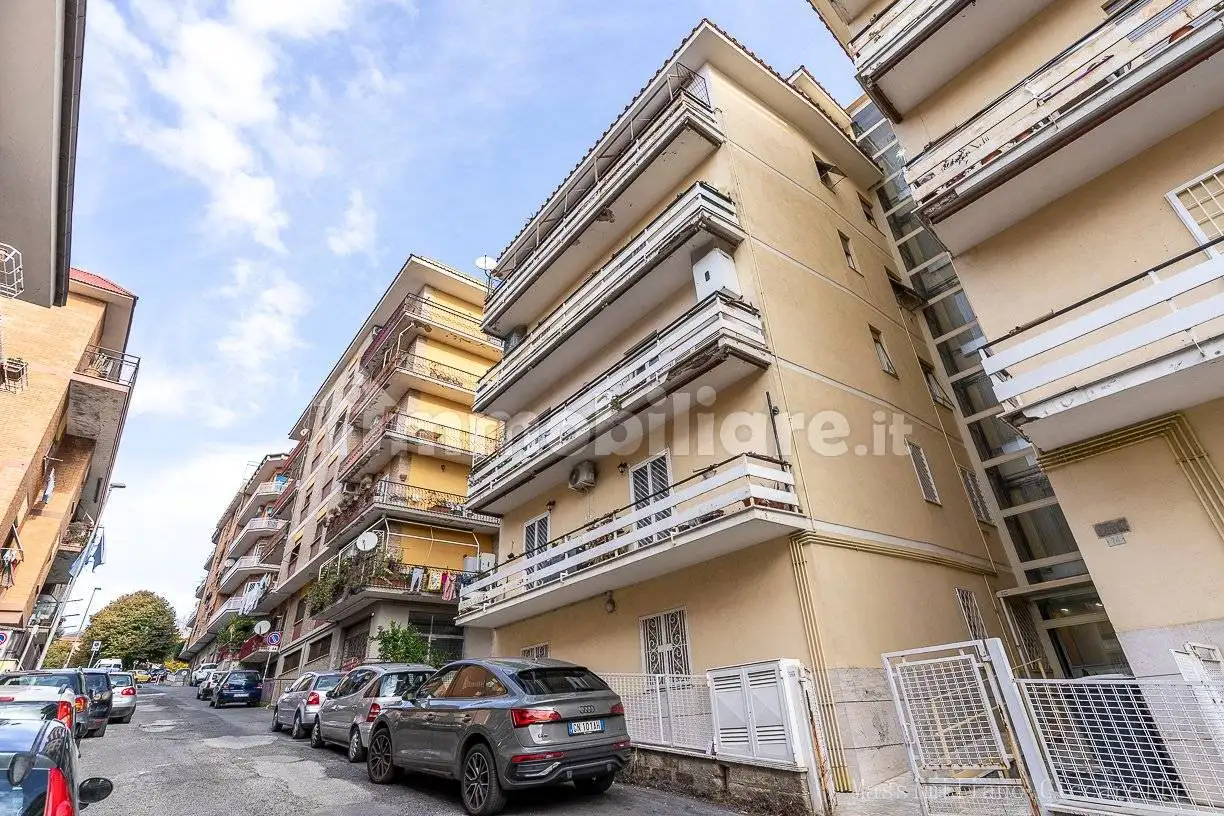 Trilocale via Barnaba Tortolini, Centro, Ariccia - foto 2