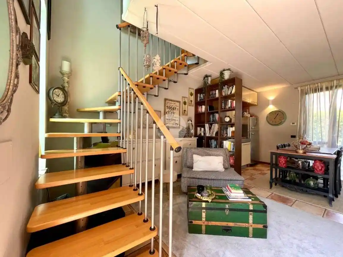 Bilocale via Padre Pio 1, Centro, Dello - foto 5