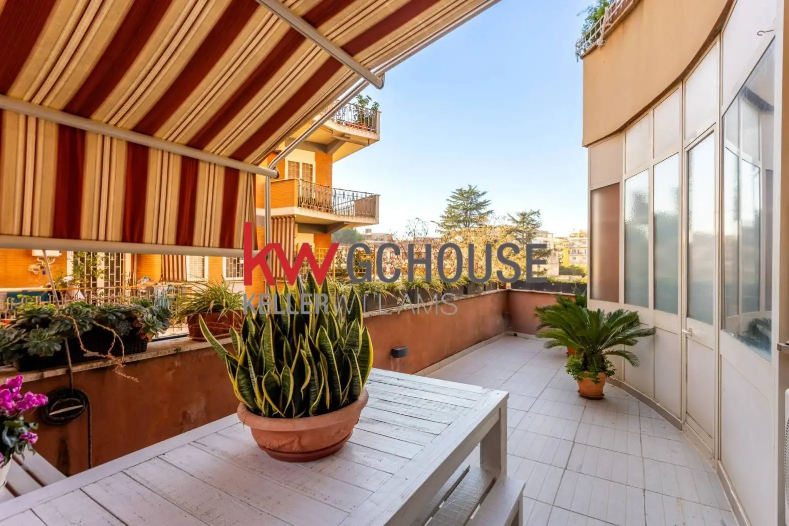 Appartamento in vendita a Roma