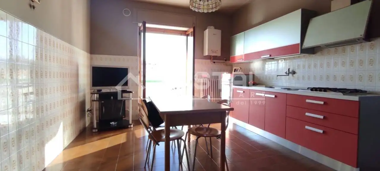 Quadrilocale ottimo stato, quarto piano, Andria - foto 4