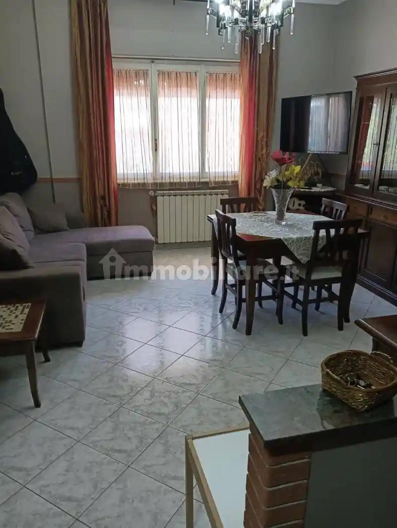 Trilocale viale Roma 157, Centro, Guidonia Montecelio - foto 3