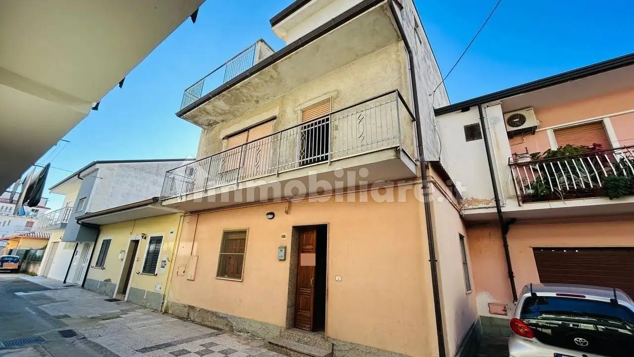 Casa indipendente in vendita a Lamezia Terme
